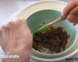 A picture of step 7 of Christmas Wreath Cake.