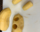 Foto del paso 3 de la receta: Escalopas de lomo con pimientos, queso y guarnición de verdura confitada