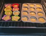 Foto del paso 3 de la receta: Magdalenas de Naranja en thermomix,en un plis plas,las medidas se hacen con el vaso de yogurt vacío