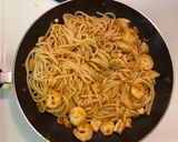 Foto del paso 6 de la receta: Noodles con costilla de cerdo y gambas!🥡🥢