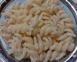 Foto langkah ke 1 dari resep Fusilli Bolognese.