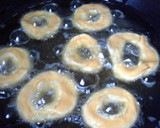 Foto del paso 4 de la receta: Rosquillas de flan