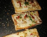 A picture of step 1 of Cheese garlic breads.