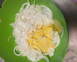 A picture of step 1 of Onion and Potato Tarte Tatin.