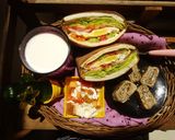 A picture of step 4 of Healthy Sandwich.