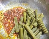 A picture of step 3 of Drumsticks sabji.