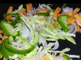 મેગી નૂડલ્સ સૂપ (Maggi Noodles soup recipe in gujarati)