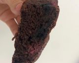 Foto del paso 3 de la receta Bizcochito de choco con frutos rojos saludable