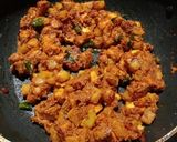 A picture of step 4 of Mango Paneer Parwal Dorma.