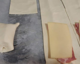 Foto del paso 2 de la receta: Napolitanas de bacon y queso