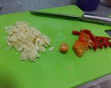 Foto langkah ke 1 dari resep One Pan Spaghetti Aglio Olio.