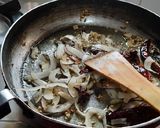 A picture of step 2 of Chettinad masala mutton curry.