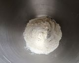Une image de l'étape 1 de Pâte brisée à la farine d épeautre et jus de cerise.