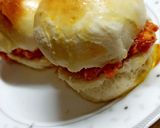 A picture of step 4 of Chicken sliders.