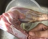 Foto langkah ke 1 dari resep Sop Daging Kambing Mudah.