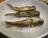 A picture of step 4 of Oven grilled sardines with parsley and garlic.