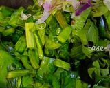 Foto langkah ke 7 dari resep Tumis genjer bunga temu.