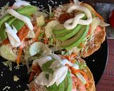 Foto del paso 1 de la receta: Tostadas de carne deshebrada