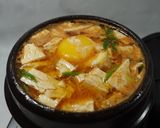 Foto langkah ke 3 dari resep Sundubu Jjigae Sup Tahu Pedas a la Korea.
