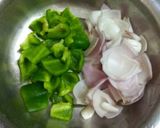 A picture of step 3 of Roti Noodles.