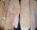 Foto del paso 2 de la receta: Merluza colorida con salsa de naranja