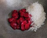 A picture of step 2 of Strawberry marmalade.