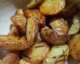 Foto del paso 6 de la receta: Papines al horno con Oliva y romero