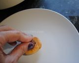 A picture of step 23 of Peach cookies.