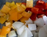 Hình bước làm 1 của món Bò xào ớt chuông