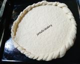 A picture of step 3 of Twisted edge pizza.