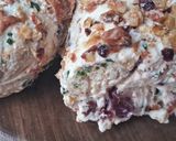 Foto del paso 3 de la receta: Dips de queso crema con nueces y almendras