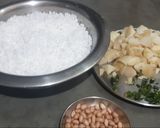 A picture of step 1 of Sabudana khichdi.
