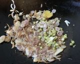 Foto langkah ke 2 dari resep Daging Sapi Tumis Serai.