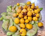 Hình bước làm 5 của món Trứng gà non xào mướp