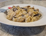 Foto del paso 6 de la receta: Risotto de pollo y champiñones con nata
