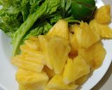Foto langkah ke 1 dari resep Green compressed juice.