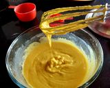 A picture of step 4 of Mango Suji Cake.