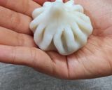 पारंपरिक उकडीचे मोदक (ukadiche modak recipe in marathi) रेसिपी स्टेप 4 फोटो