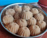 ચુરમાના લાડુ(churma na ladoo in Gujarati recipe) રેસીપી સ્ટેપ3ફોટો