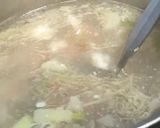 Foto langkah ke 4 dari resep Sop Ayam dan Baso (1206).