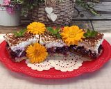 Meggyes krémkocka recept fázis 10 fotója