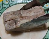 รูปขั้นตอนการทำที่ 3 ของ หมูกรอบฮ่องกง (แบบทอด)