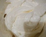 Foto langkah ke 5 dari resep Bolu Tiramisu Kukus.
