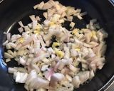 Une image de l'étape 5 de Blettes pommes de terre et patate douce au bœuf et oignon.