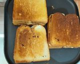 Foto langkah ke 6 dari resep Chocolate Cheese Almond Sandwich.