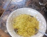 A picture of step 4 of Indomie da soyayyen nama.