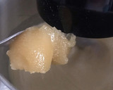 Foto del paso 5 de la receta: Coca de mantequilla y miel y Madeleines con la misma masa