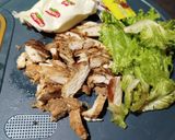 Foto langkah ke 1 dari resep Sandwich Ayam Telur.