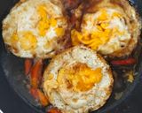 Foto langkah ke 2 dari resep Telur Ceplok Saus Tiram.