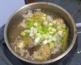 Foto langkah ke 5 dari resep Soto lobak ala fe.